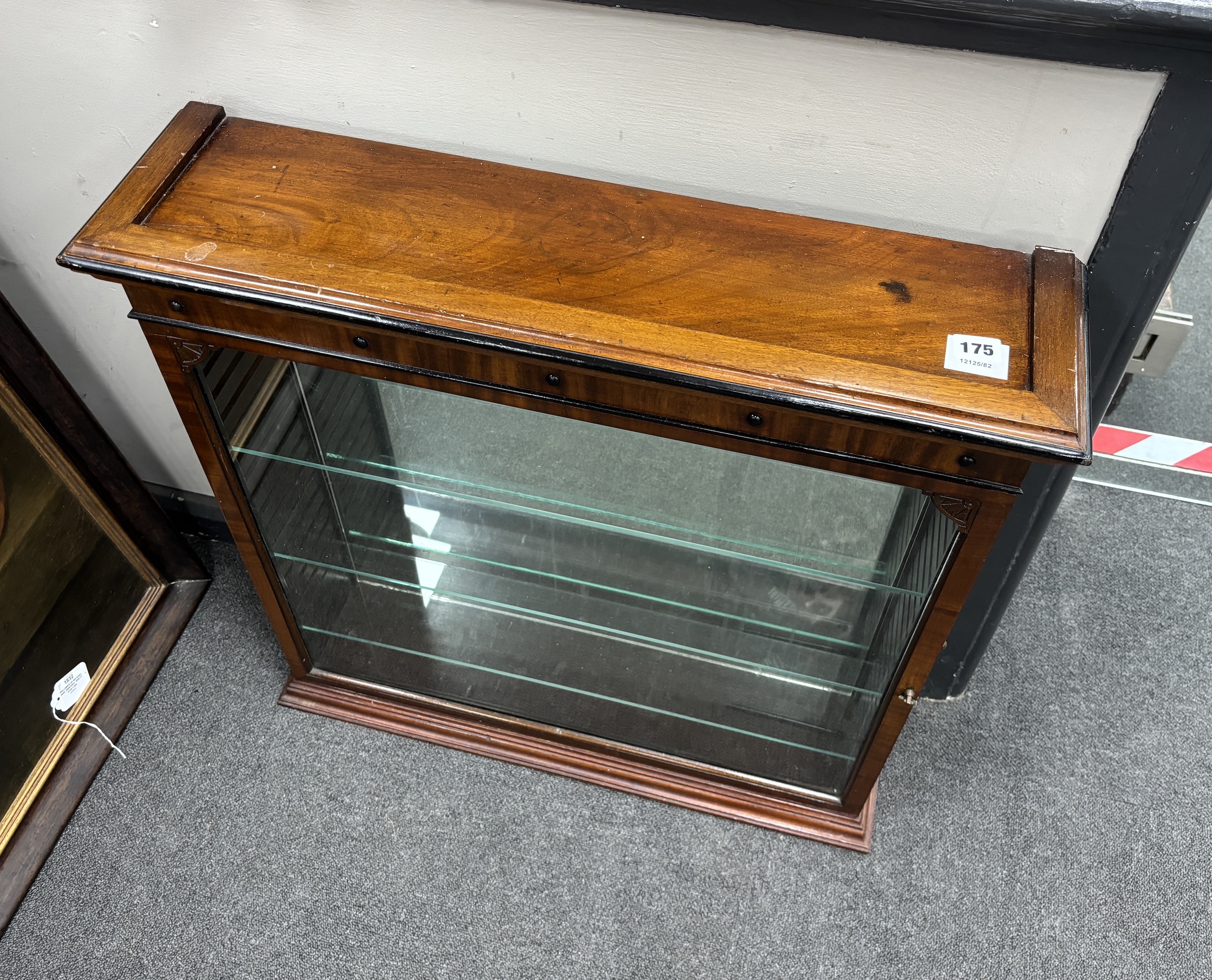 A Victorian mahogany mirrored wall cabinet, width 70cm, depth 18cm, height 70cm